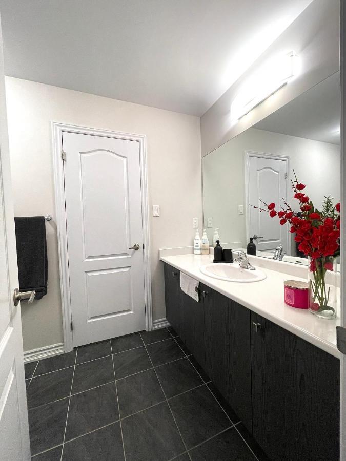 Niagara Falls Bnb 15 Mins Away From Falls Thorold ภายนอก รูปภาพ